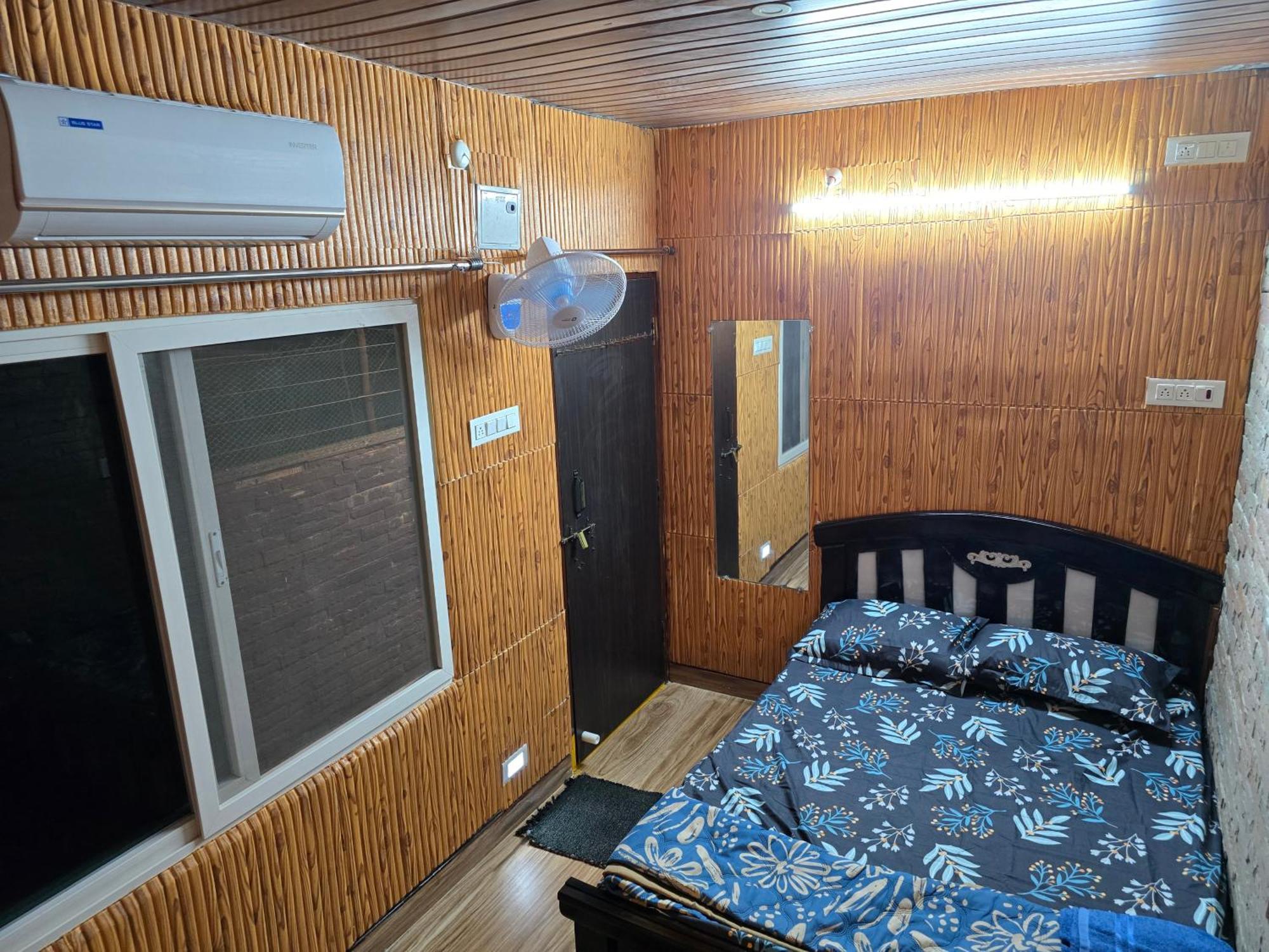 Barla'S Home Stay Shamshabad Zewnętrze zdjęcie