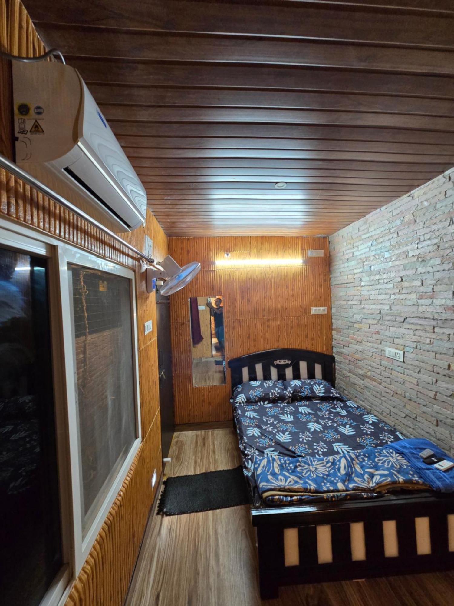 Barla'S Home Stay Shamshabad Zewnętrze zdjęcie